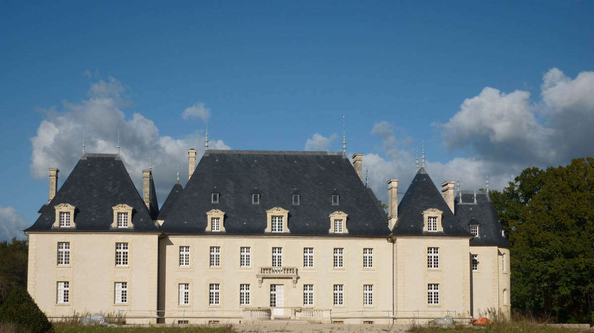 restauration des fenêtres du château de champoulet
