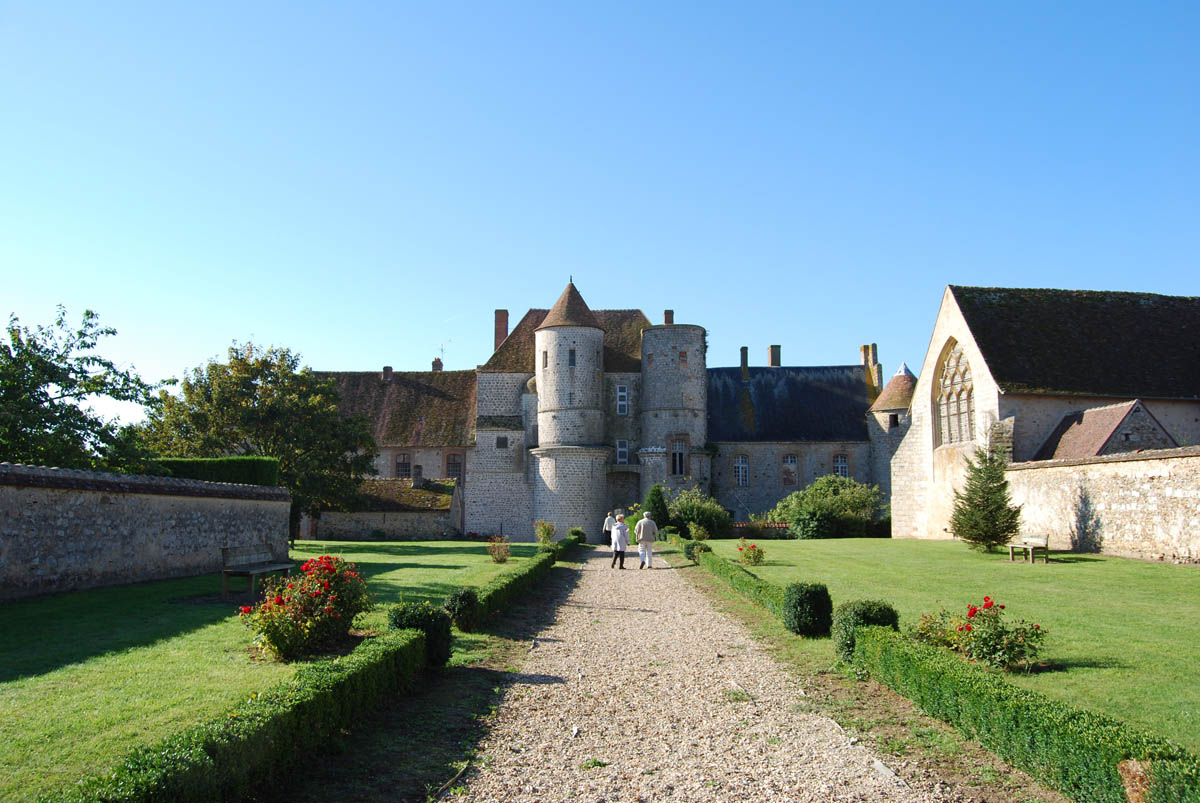 restauration de fenêtres du château de piffonds