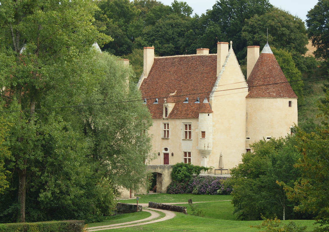 restauration du château de corbelin