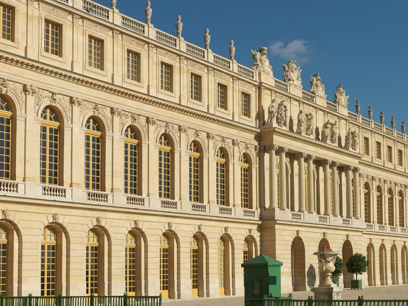 restauration de fenêtres du château de versailles