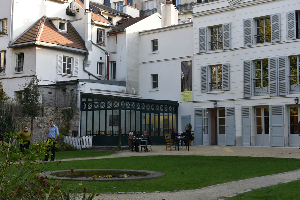 restauration de fenêtres butte montmartre à paris