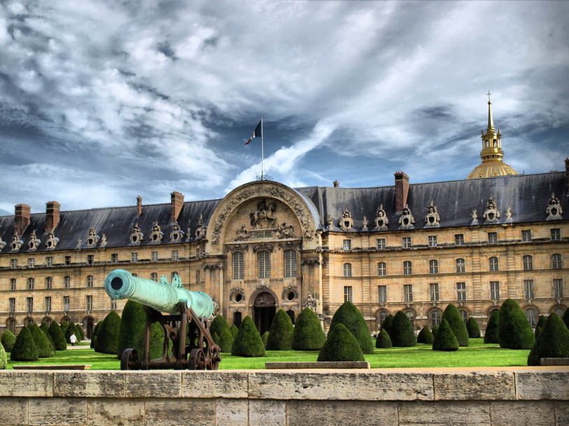 restauration de l'hôtel des invalides à paris