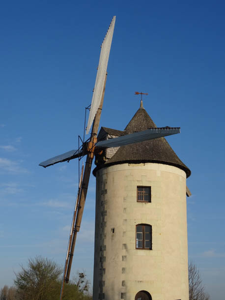restauration du moulin des trois moutiers