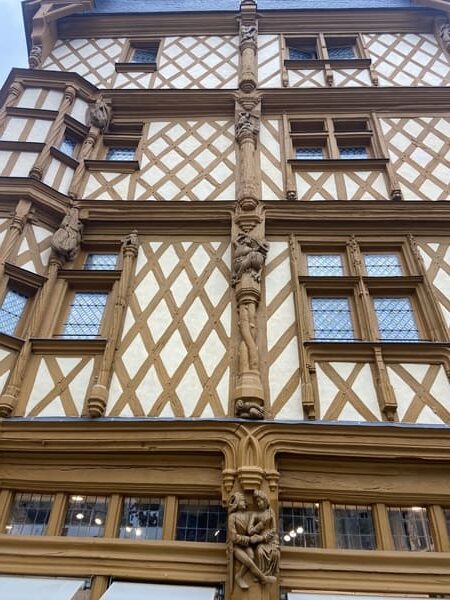 Restauration de menuiserie portefeuille